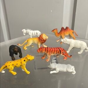 Animal Figurine Set - Multicolor 8 Pc Mini Figures Wild Kingdom